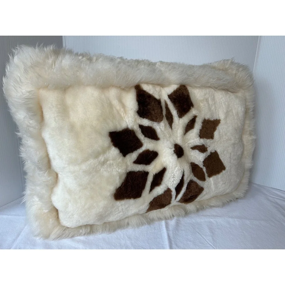 Vintage Plush Throw Pillow Cream Brown‎ Snowflake Shaggy Faux Fur Accent Pillow
